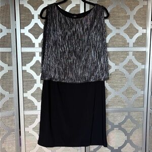 NWT Scarlett Silver Sheath Mini Dress Sleeveless Scoop Neck